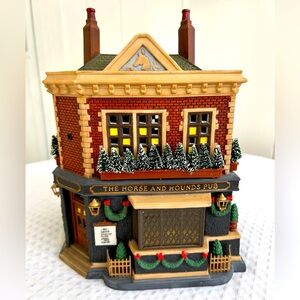 Department 56 “Horse and Hounds Pub”